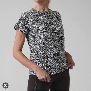 Athleta Ultimate Tee